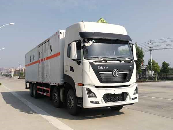 CSC5320XRQD6型易燃?xì)怏w廂式運輸車